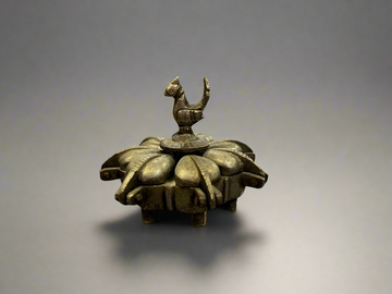 Antique Brass/Bronze Kum Kum box