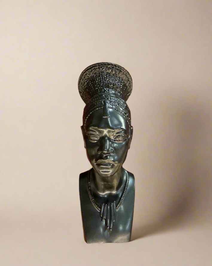 “Head of Congolese Woman” Sculpture - Authentic Lladró Porcelain Artwork Lladró