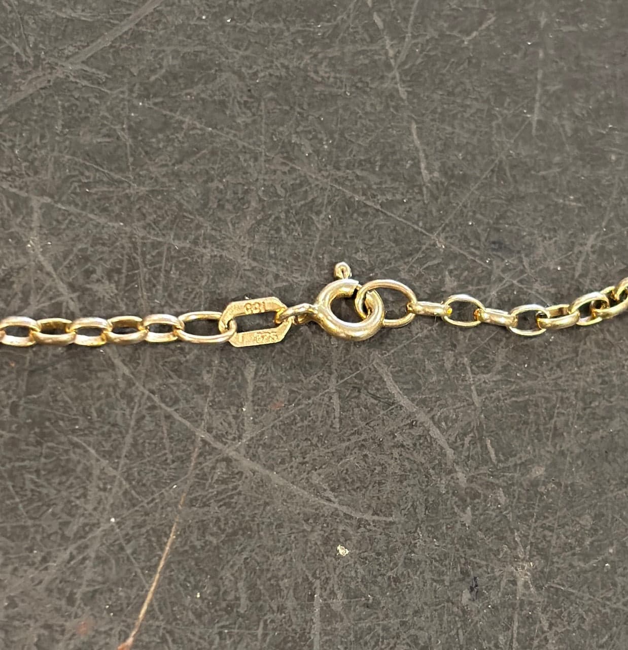 9ct Gold Belcher Cable Necklace - Industry Vintage