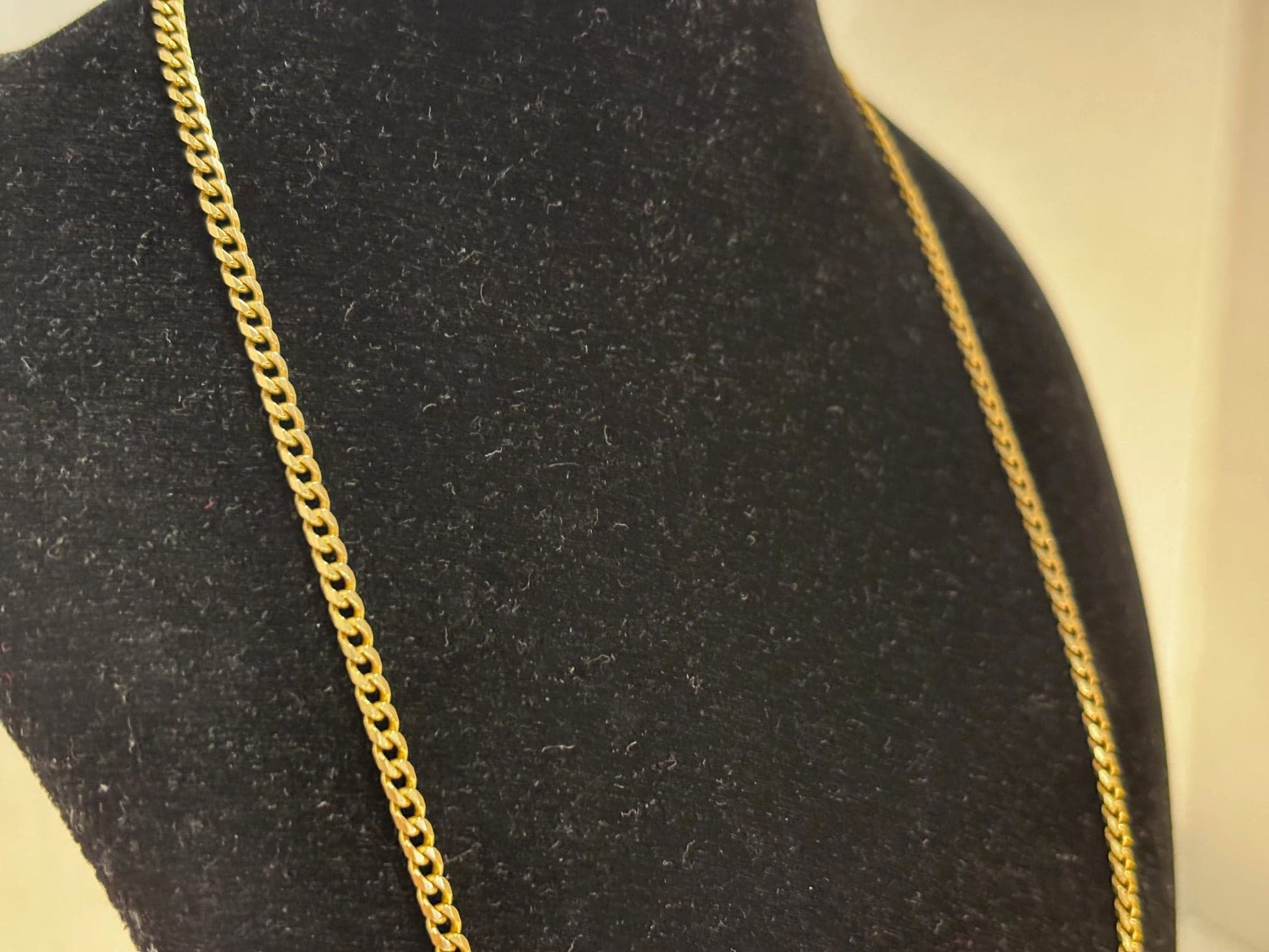 9ct Gold Link Necklace - Industry Vintage