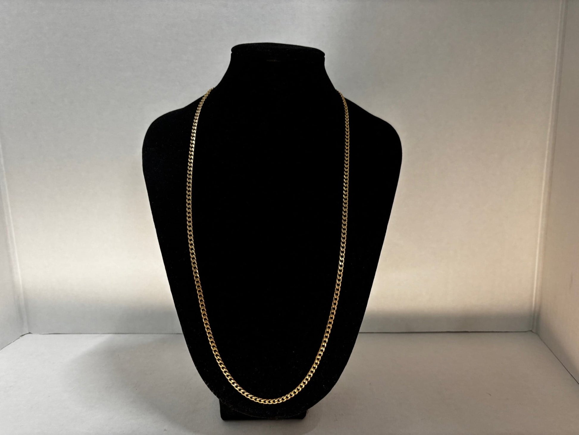 9ct Gold Link Necklace - Industry Vintage