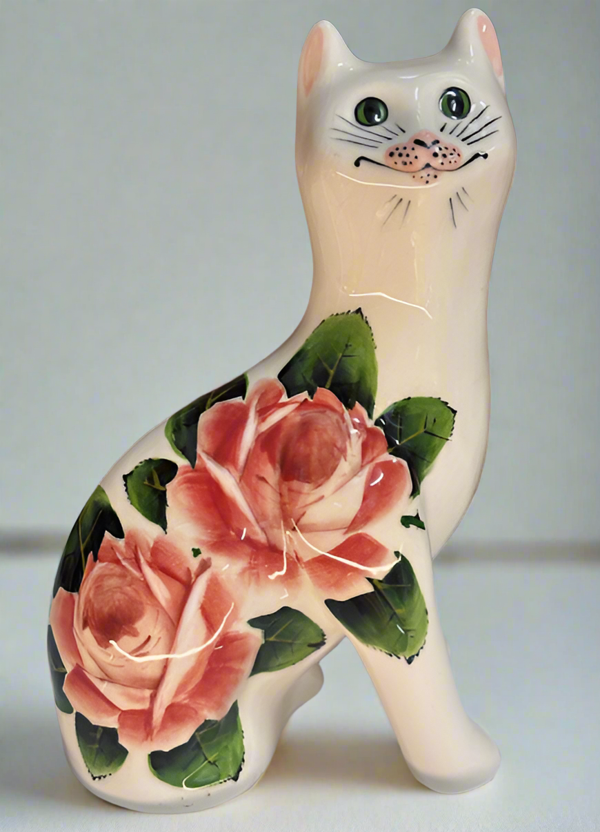 Wemyss Ware Griselda Hill Pottery Cabbage Rose Cat