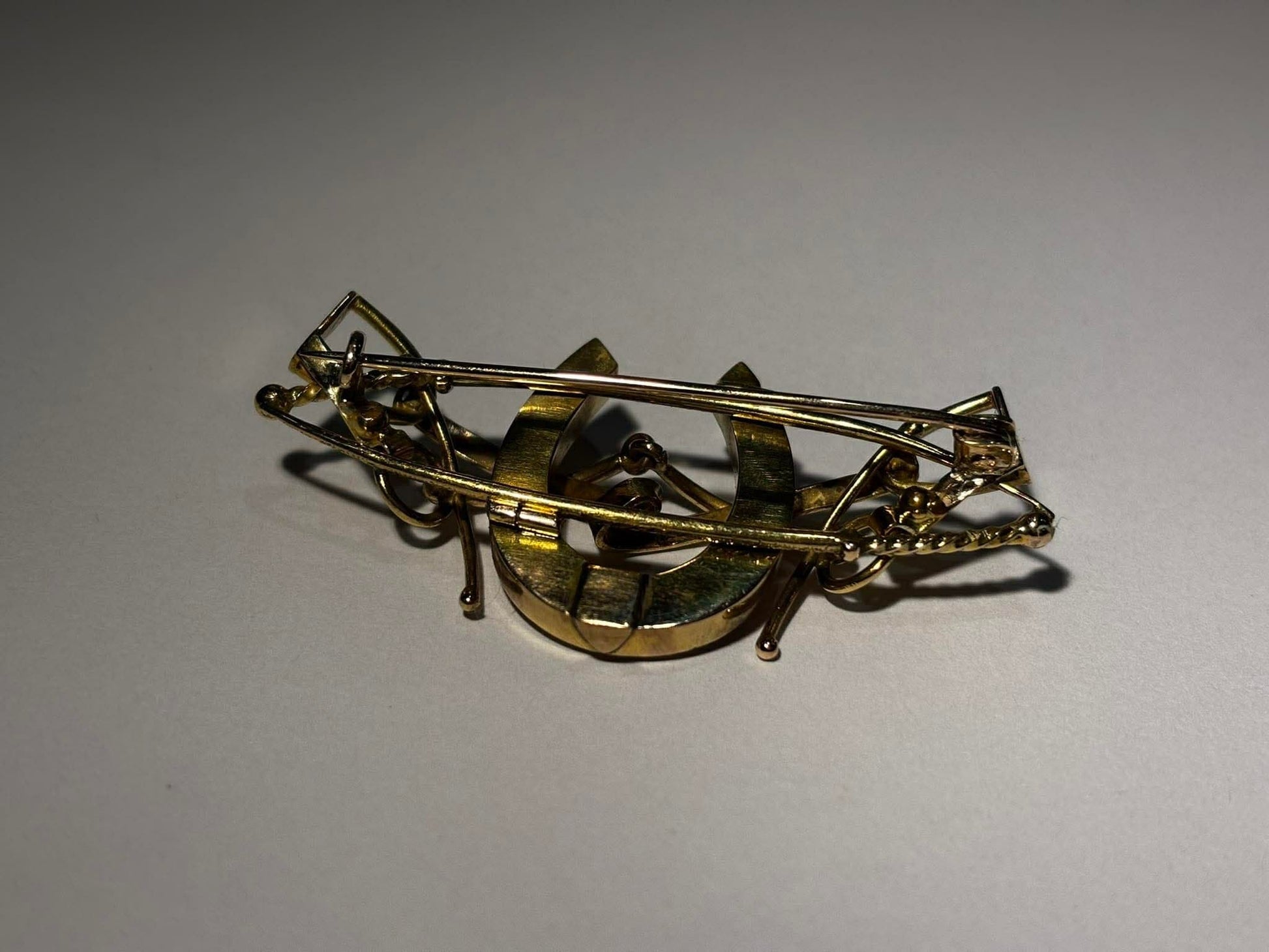 Antique 18ct Gold, Sapphire and Seed Pearl Horseshoe Brooch Vintage Jewelry