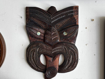 Māori Wheku Wooden Carving with Pāua eyes