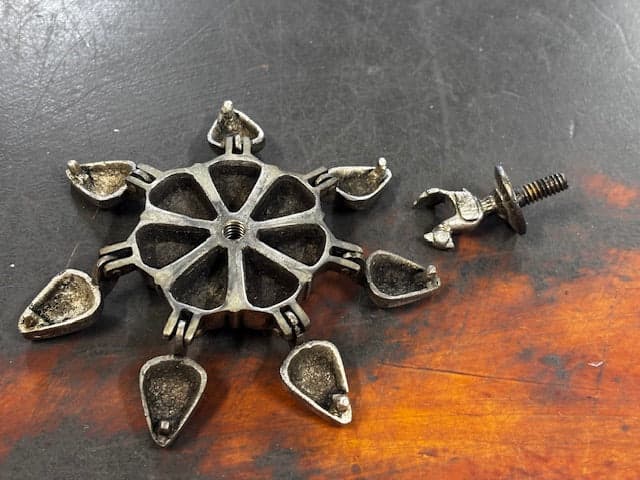 Antique Brass/Bronze Kum Kum box - Industry Vintage