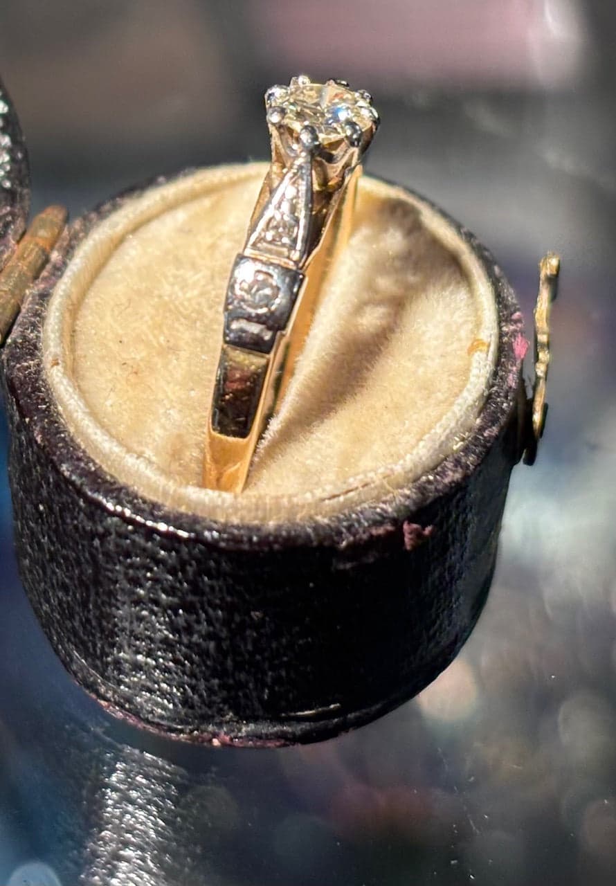 Diamond Gold and Platinum Solitaire Ring - Industry Vintage