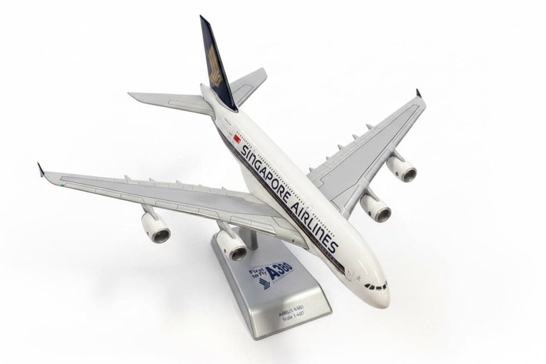 Diecast Model Singapore Airlines Airbus A380-800 1:400 - Industry Vintage