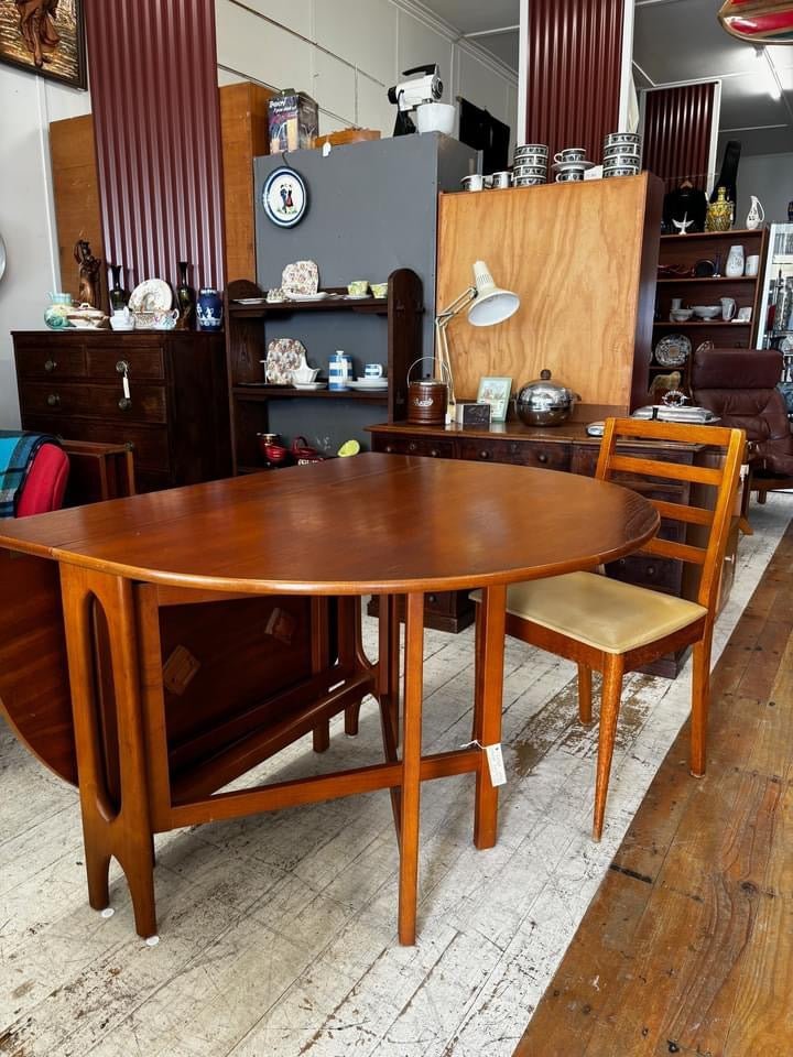 McIntosh Midcentury Drop Leaf Table - Industry Vintage