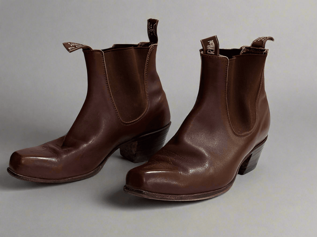 RM Williams Vintage Leather Boots with Cuban Heels size 8.5G - Industry Vintage