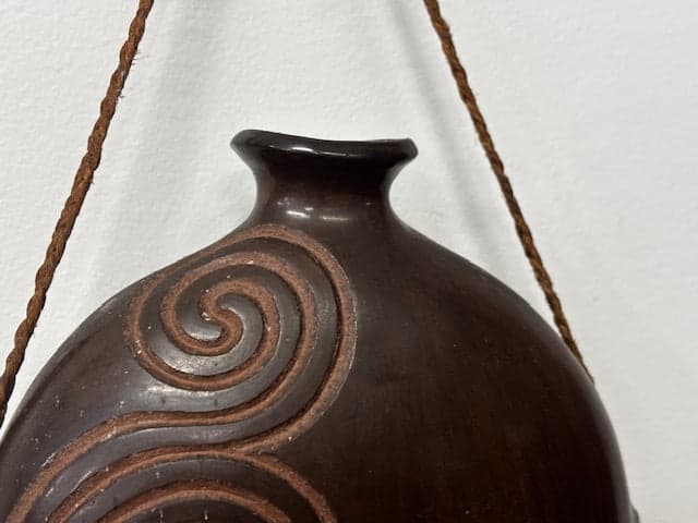 Robyn Stewart Pottery - Industry Vintage